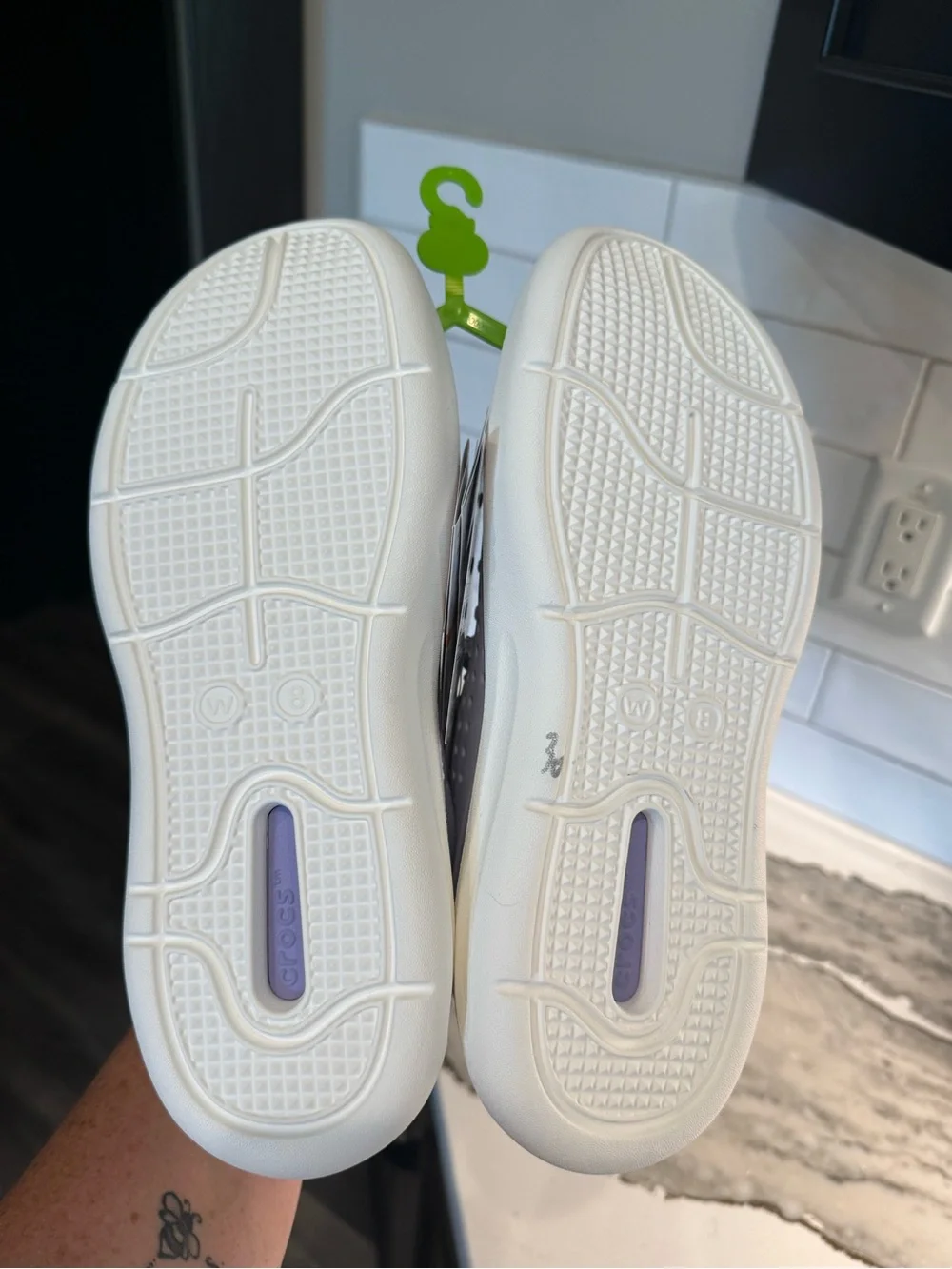 CROCS Women's Lavender Lace-Up Slip-On Sneakers